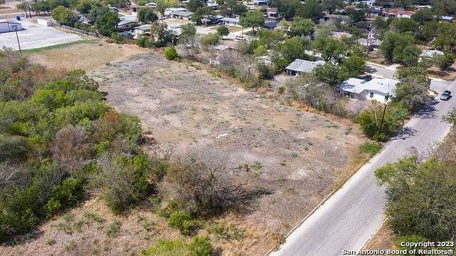 1.4 Acres of Commercial Land for Sale in San Antonio, Texas