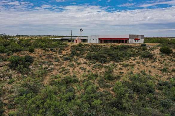 100 Acres of Recreational Land & Farm for Sale in Colorado City, Texas