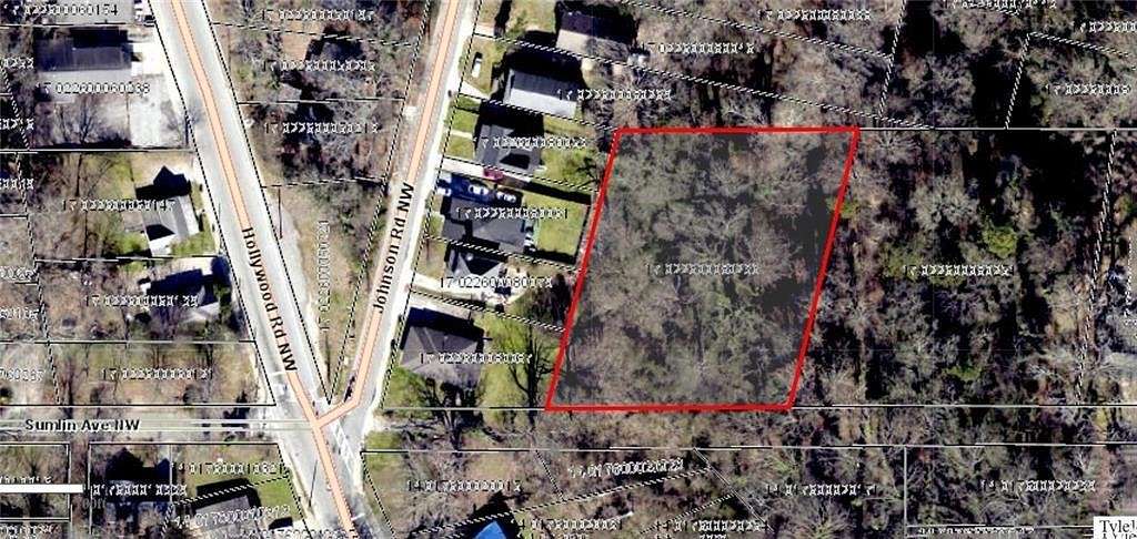 0.9 Acres of Improved Residential Land for Sale in Atlanta, Georgia