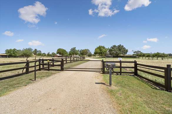 Land For Sale Near Taylor Texas