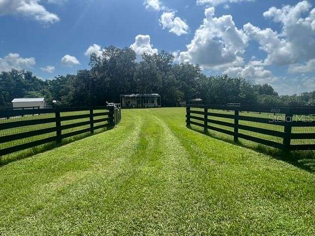 3.8 Acres of Land with Home for Sale in Ocala, Florida