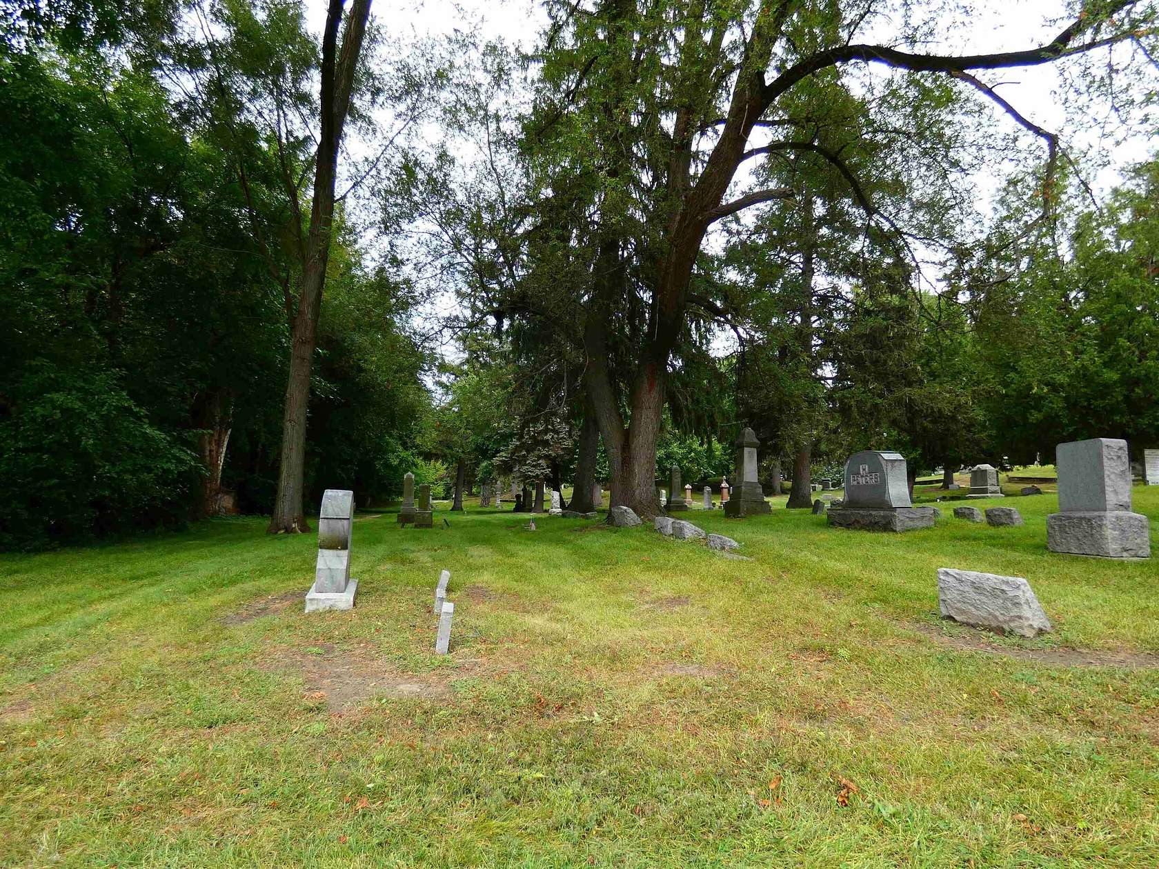 7 Acres of Commercial Land for Sale in Fraser, Michigan