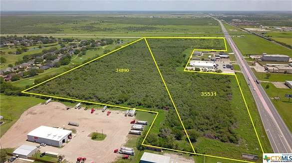 56.1 Acres of Land for Sale in Victoria, Texas