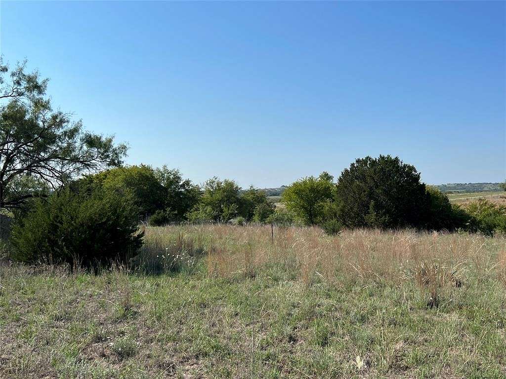 14.4 Acres of Agricultural Land for Sale in Hamilton, Texas