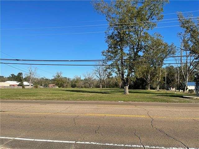 4 Acres of Commercial Land for Sale in Ponchatoula, Louisiana