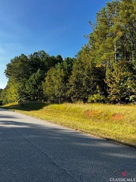5.6 Acres of Residential Land for Sale in Lincolnton, Georgia