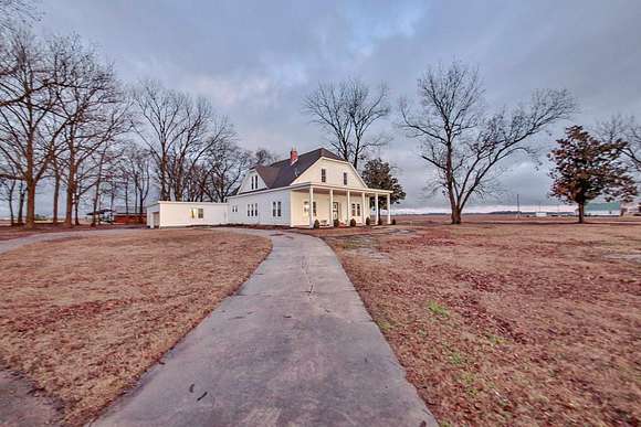 2.1 Acres of Residential Land with Home for Sale in Crawfordsville, Arkansas