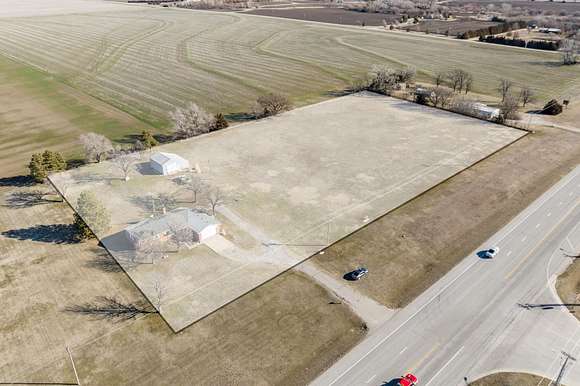 4 Acres of Residential Land with Home for Sale in Wellington, Kansas