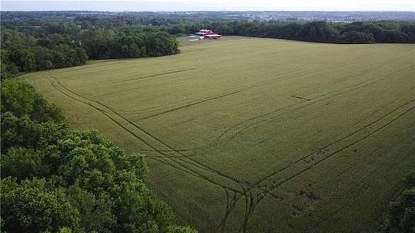 34 Acres of Land for Sale in Kansas City, Missouri