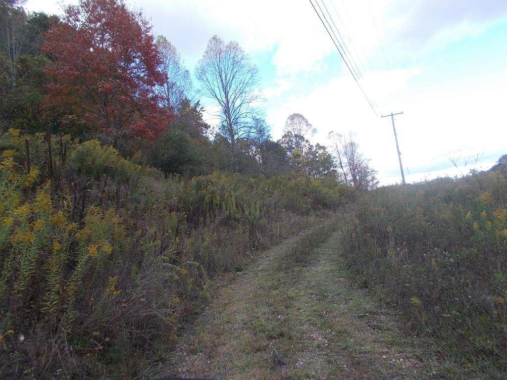 20.4 Acres of Recreational Land for Sale in Bluefield, West Virginia