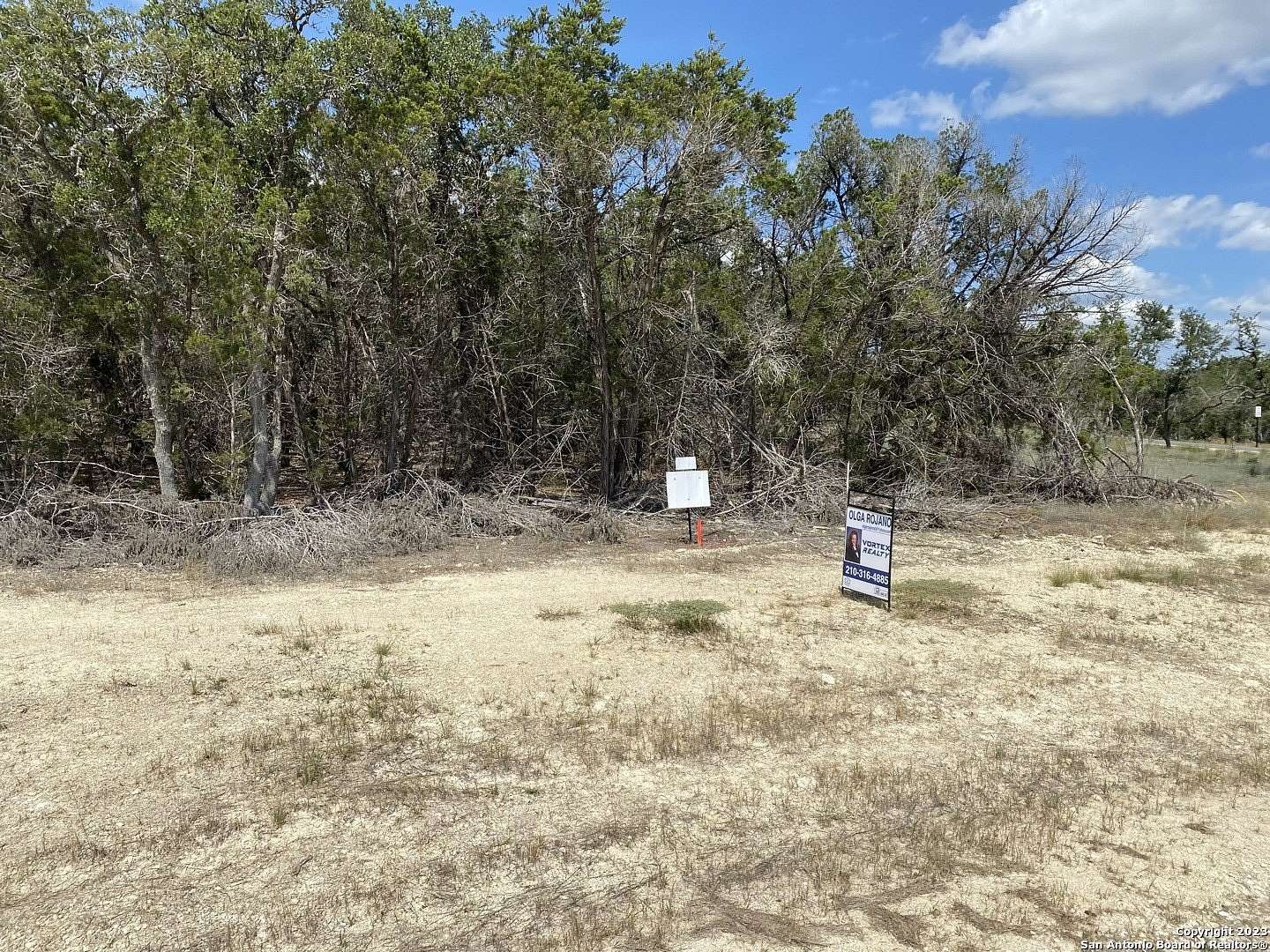 1 Acre of Residential Land for Sale in Bulverde, Texas