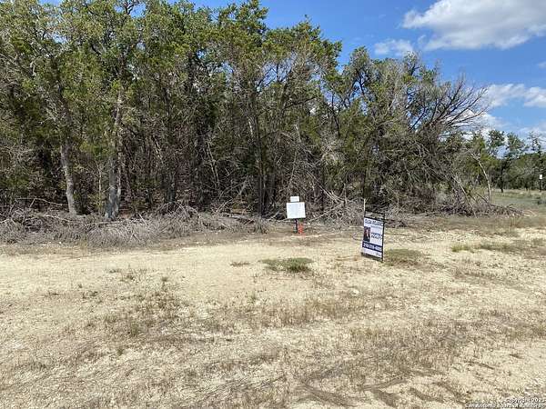 1 Acre of Residential Land for Sale in Bulverde, Texas
