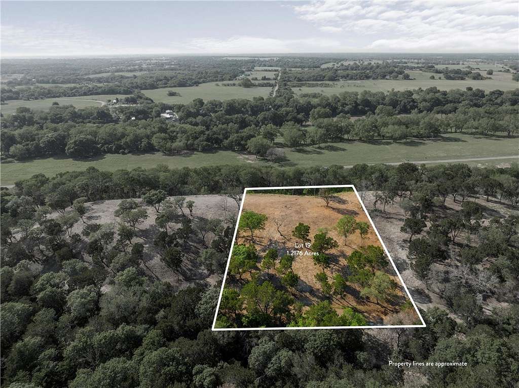 1.2 Acres of Residential Land for Sale in Aquilla, Texas