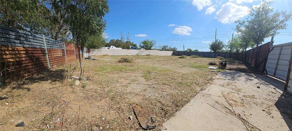 0.15 Acres of Commercial Land for Sale in Dallas, Texas
