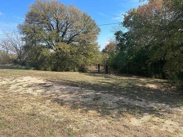 4 Acres of Residential Land for Sale in Azle, Texas