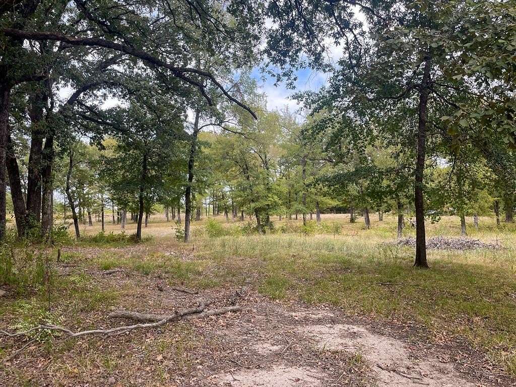 3.238 Acres of Land for Sale in Bonham, Texas