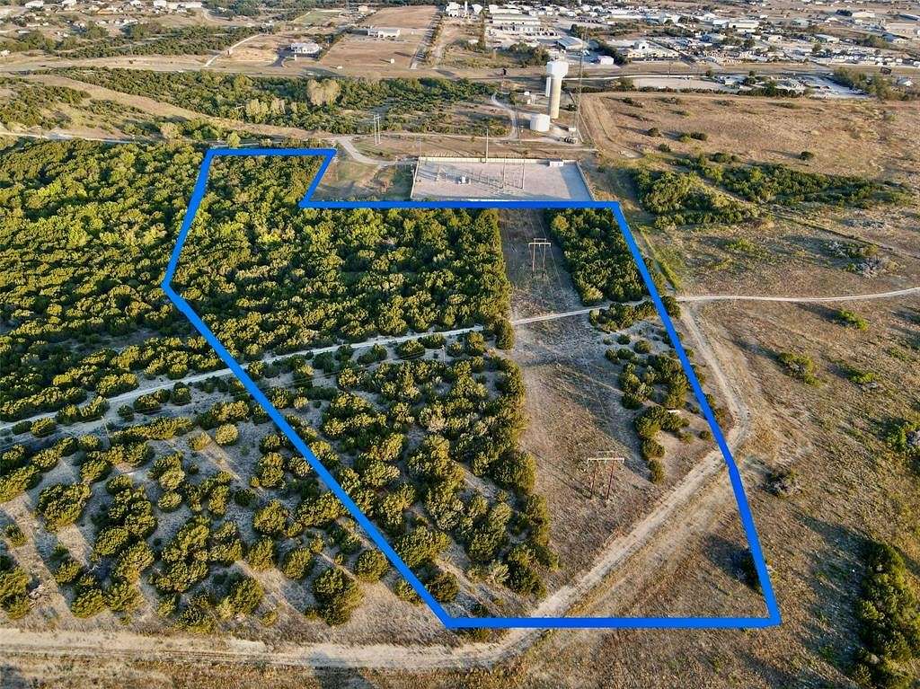 16.5 Acres of Land for Sale in Granbury, Texas