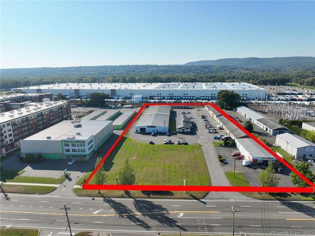 4.6 Acres of Improved Commercial Land for Sale in North Haven, Connecticut