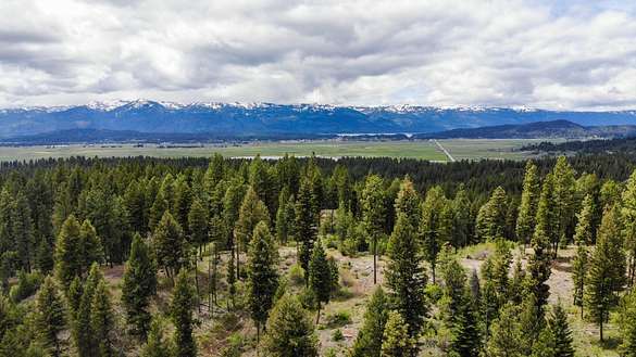 274 Acres of Recreational Land & Farm for Sale in Cascade, Idaho