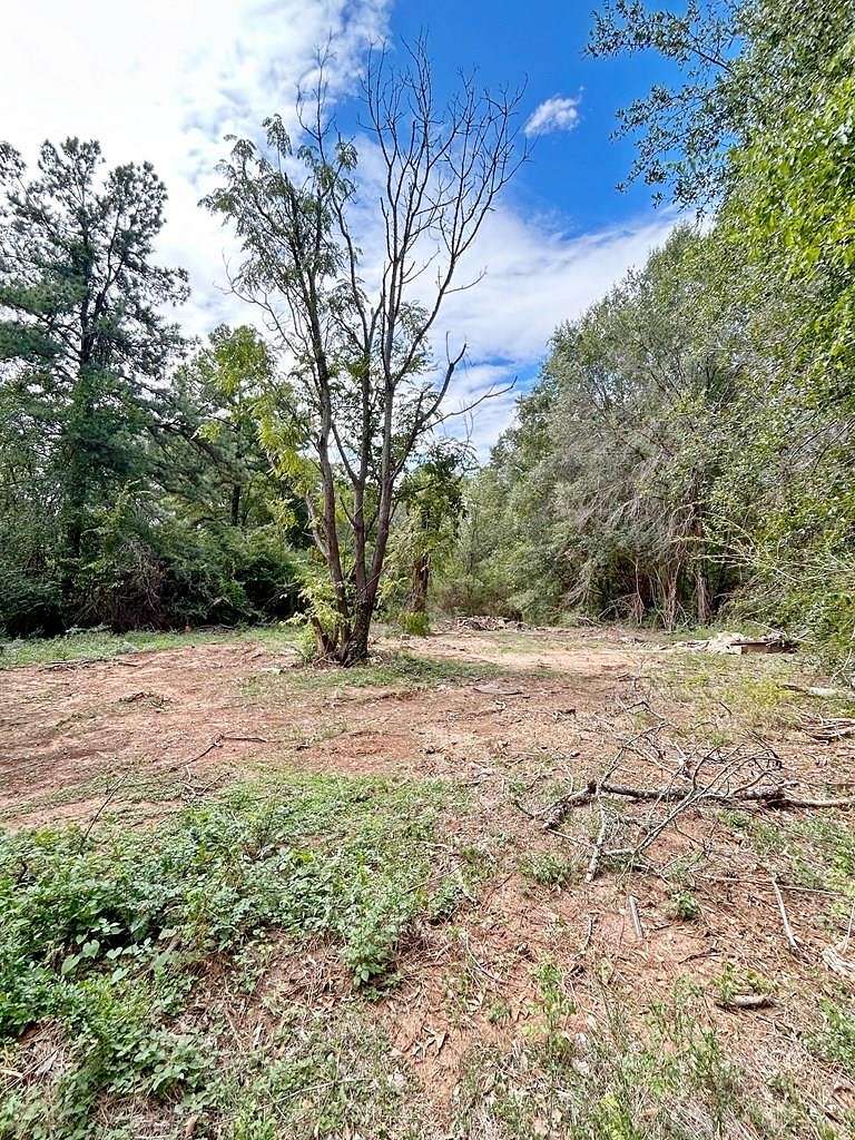 3.9 Acres of Land for Sale in Crockett, Texas