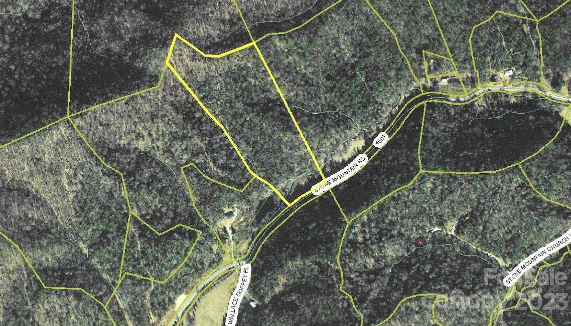 14 Acres of Recreational Land for Sale in Lenoir, North Carolina