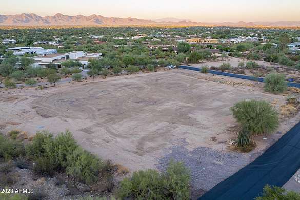 1.4 Acres of Residential Land for Sale in Paradise Valley, Arizona