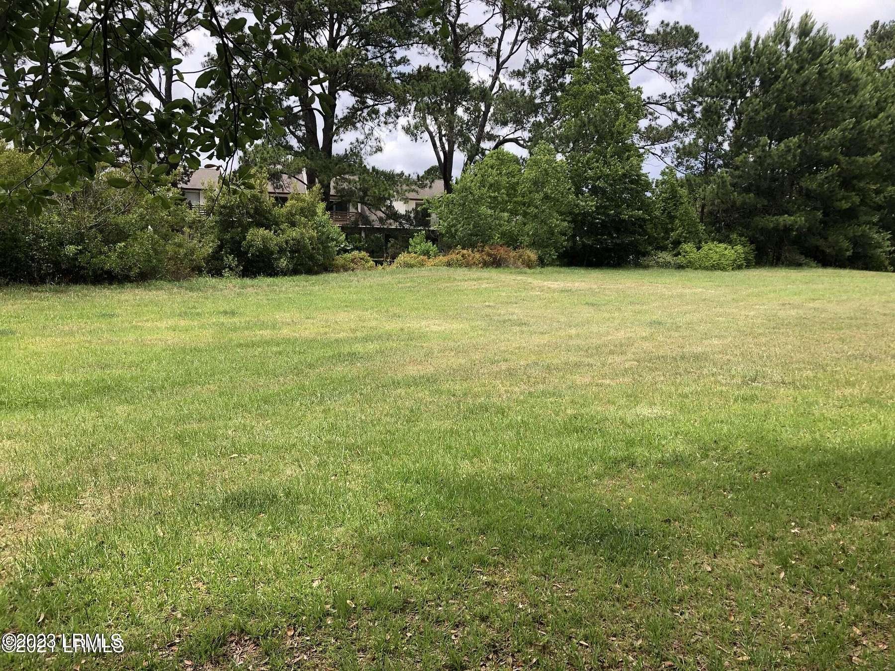 2.3 Acres of Residential Land for Sale in Beaufort, South Carolina
