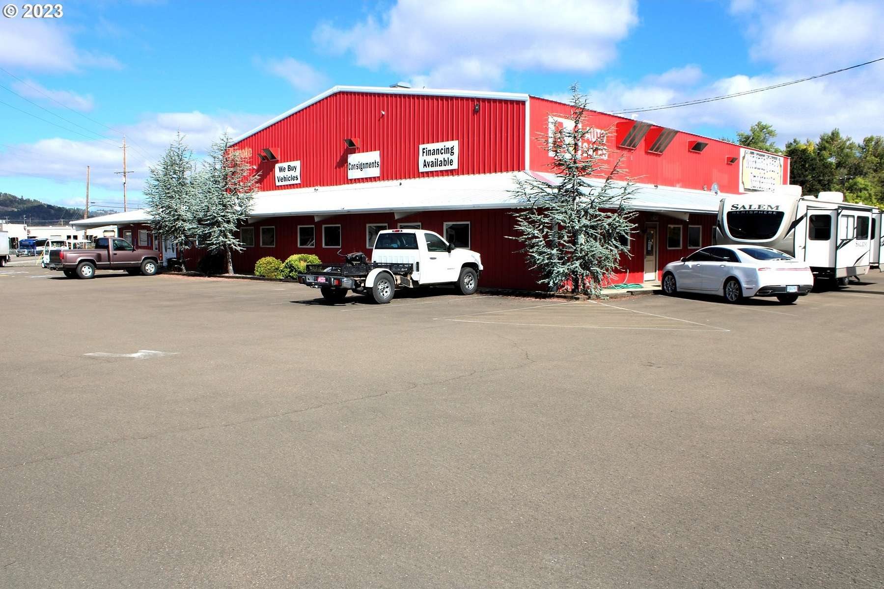 2.2 Acres of Improved Commercial Land for Sale in Roseburg, Oregon