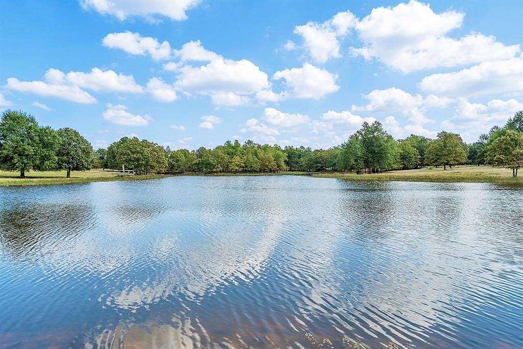 176 Acres of Land for Sale in Paris, Texas