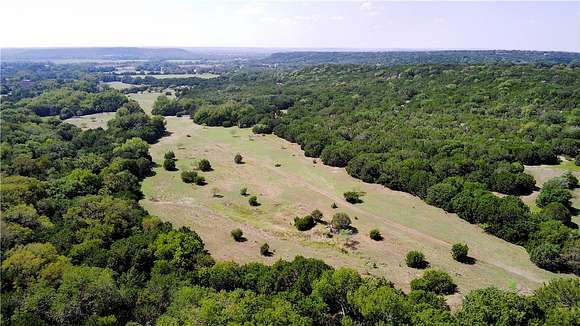 300 Acres of Recreational Land & Farm for Sale in Oglesby, Texas