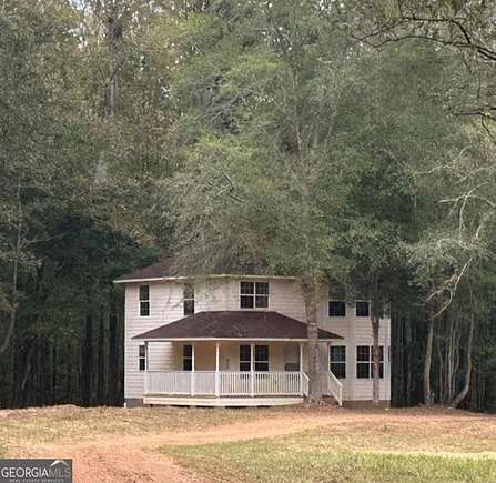 19.3 Acres of Land with Home for Sale in Newnan, Georgia