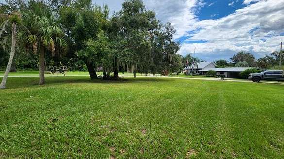 0.31 Acres of Residential Land for Sale in Lorida, Florida