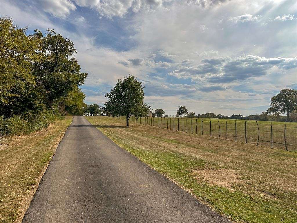 152 Acres of Agricultural Land for Sale in Buffalo, Texas