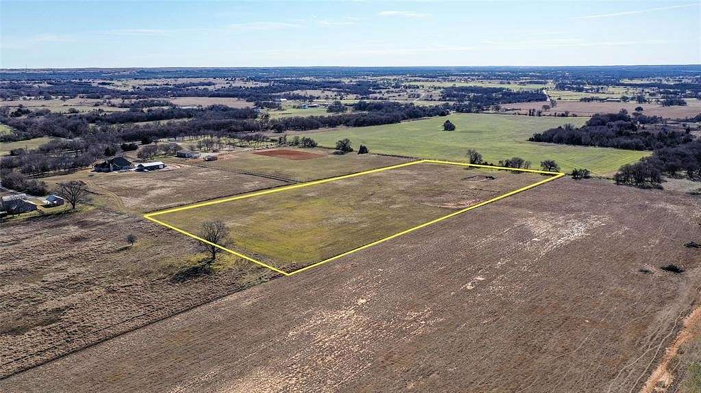 10.5 Acres of Land for Sale in Decatur, Texas