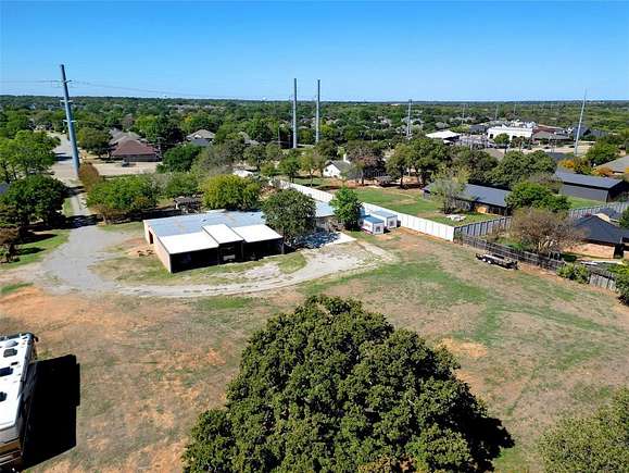2 Acres of Improved Mixed-Use Land for Sale in Hurst, Texas