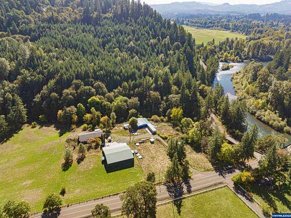 9.5 Acres of Residential Land with Home for Sale in Lebanon, Oregon