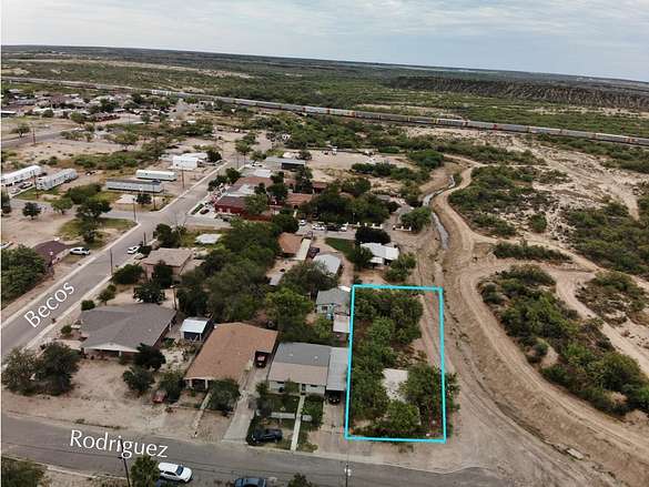 0.34 Acres of Residential Land for Sale in Eagle Pass, Texas