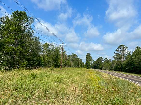 570 Acres of Recreational Land & Farm for Sale in Huntsville, Texas