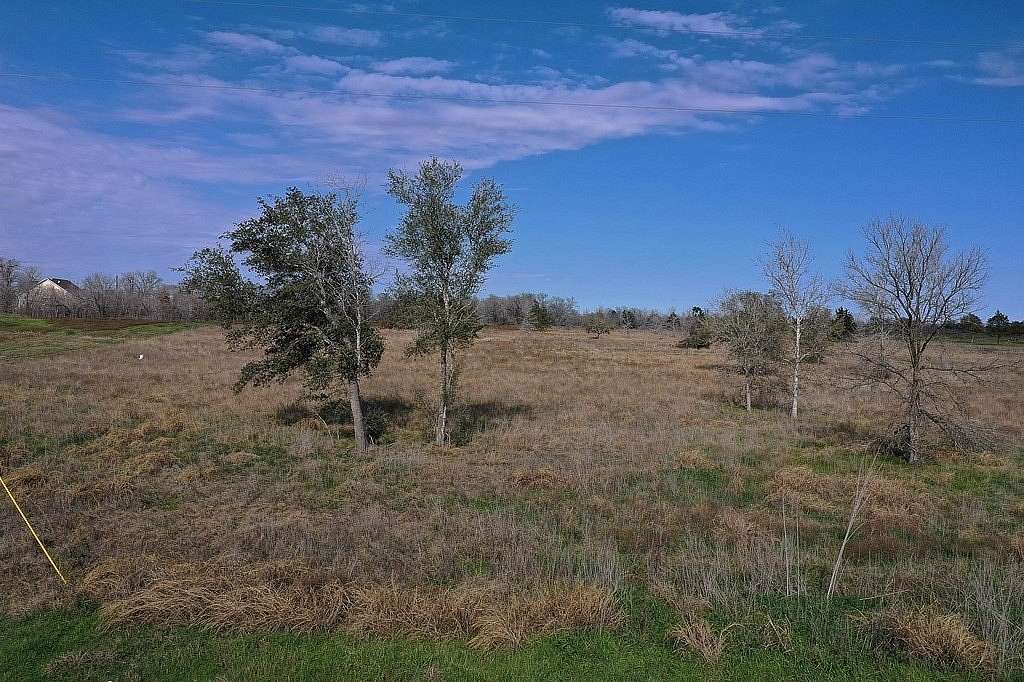 3.7 Acres of Residential Land for Sale in Waelder, Texas