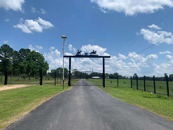 130 Acres of Land for Sale in Shepherd, Texas