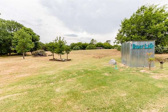 1 Acre of Residential Land for Sale in Graford, Texas