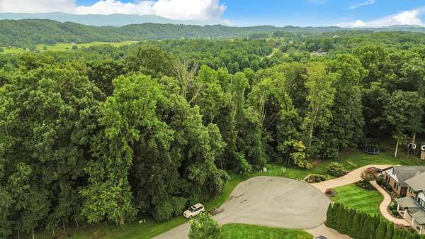 1.53 Acres of Residential Land for Sale in Bristol, Virginia
