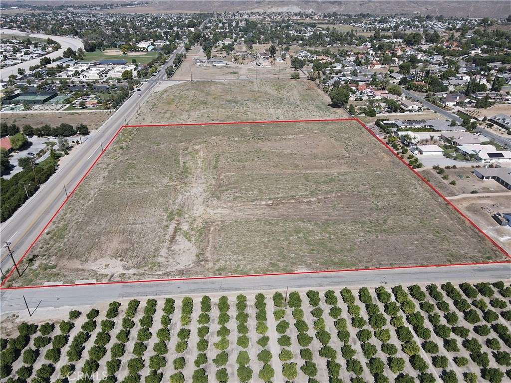 10 Acres of Residential Land for Sale in Hemet, California