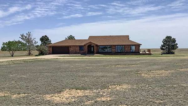 589 Acres of Land for Sale in Karval, Colorado