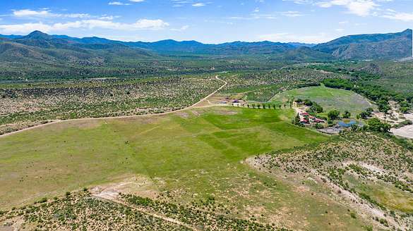 1,338 Acres of Land for Sale in Kirkland, Arizona