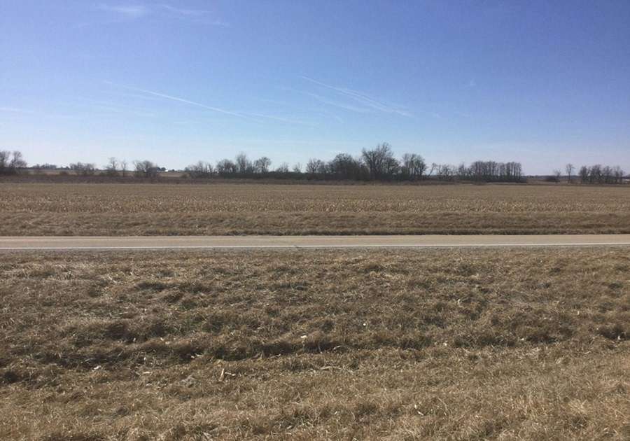118 Acres of Recreational Land & Farm for Sale in Earlville, Illinois