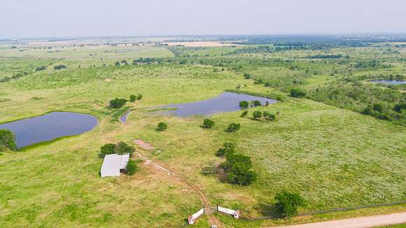 50 Acres of Recreational Land & Farm for Sale in Buckholts, Texas