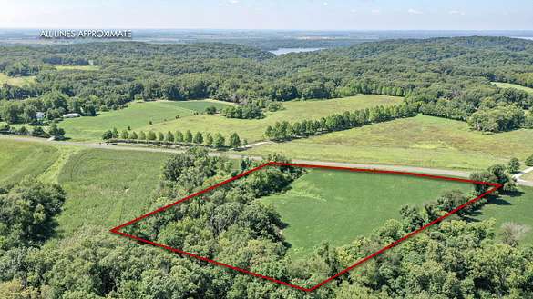 6 Acres of Recreational Land & Farm for Sale in Elsah, Illinois