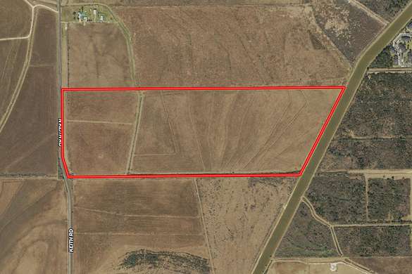 139.305 Acres of Land for Sale in Beaumont, Texas