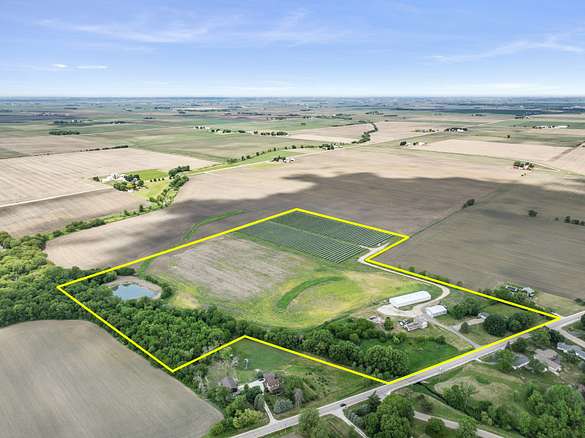 50 Acres of Recreational Land for Sale in Somonauk, Illinois